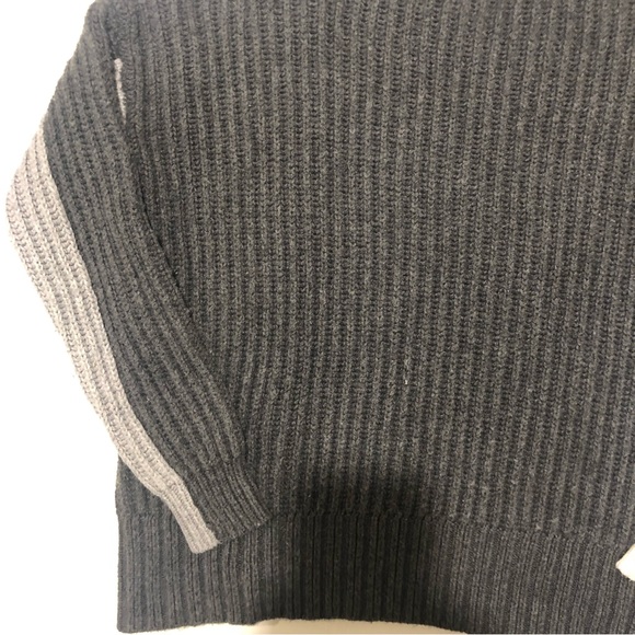 Vince Camuto Pullover Sweater Womens size XS Grey and White - Picture 7 of 10